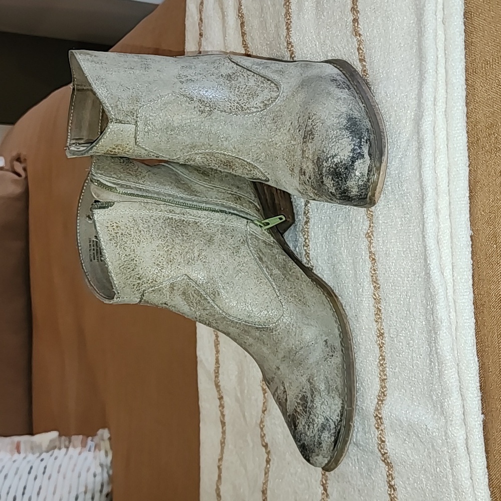DibaTrue Boots